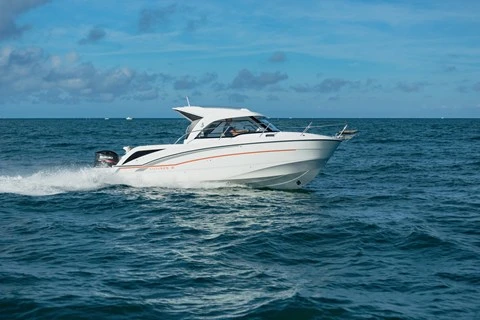 Noleggio Barca a motore Bénéteau con patente nautica