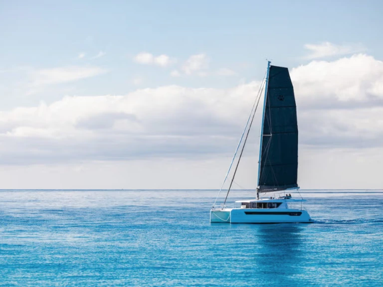 Noleggio barche Leopard Catamarans / Robertson & Caine Leopard 46 - 5 cab. a Procida su Samboat
