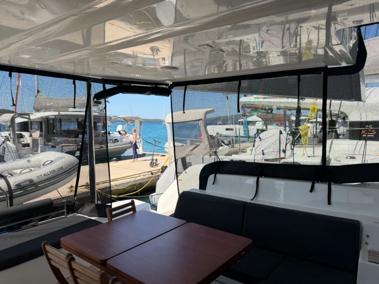 Noleggio Catamarano a Seget Donji – Lagoon Lagoon 51