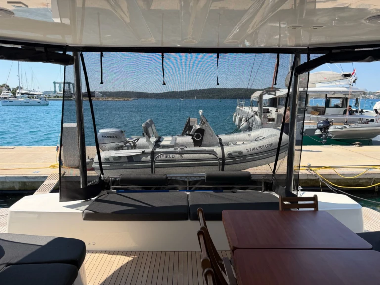 Noleggio Catamarano con o senza skipper Lagoon a Seget Donji