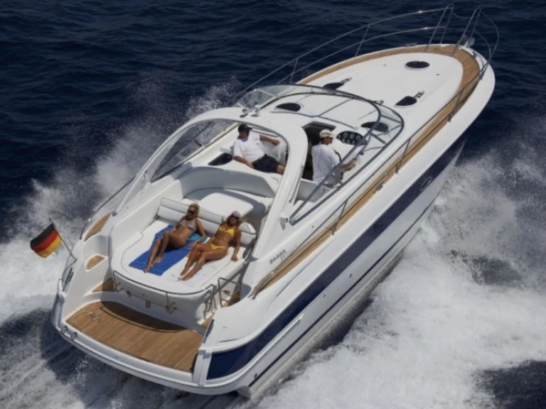 Noleggio Barca a motore Bavaria con patente nautica
