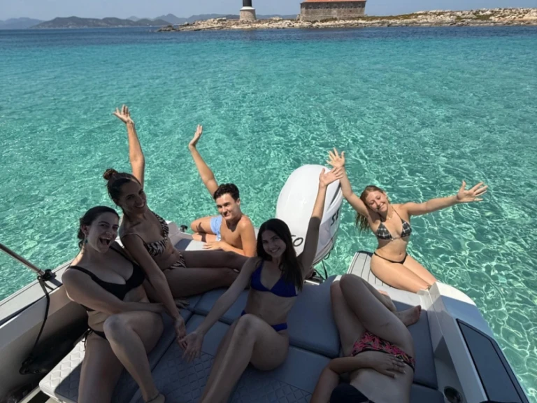 Noleggiare una Karnic 601SL a Ibiza Town