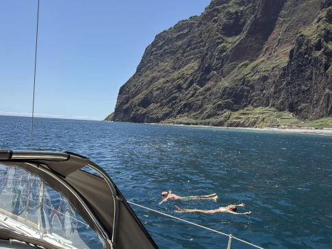 Noleggio Barca a vela Jeanneau con patente nautica