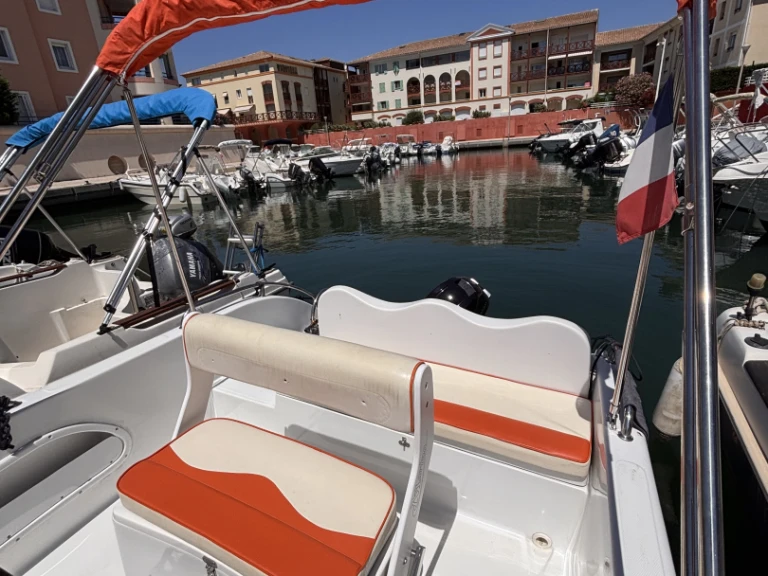 Sans Permis Marino 500 da affittare a  Port Fréjus