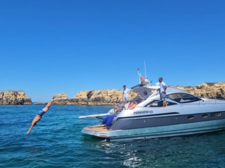 Pershing Pershing 43 HT da affittare a  Albufeira