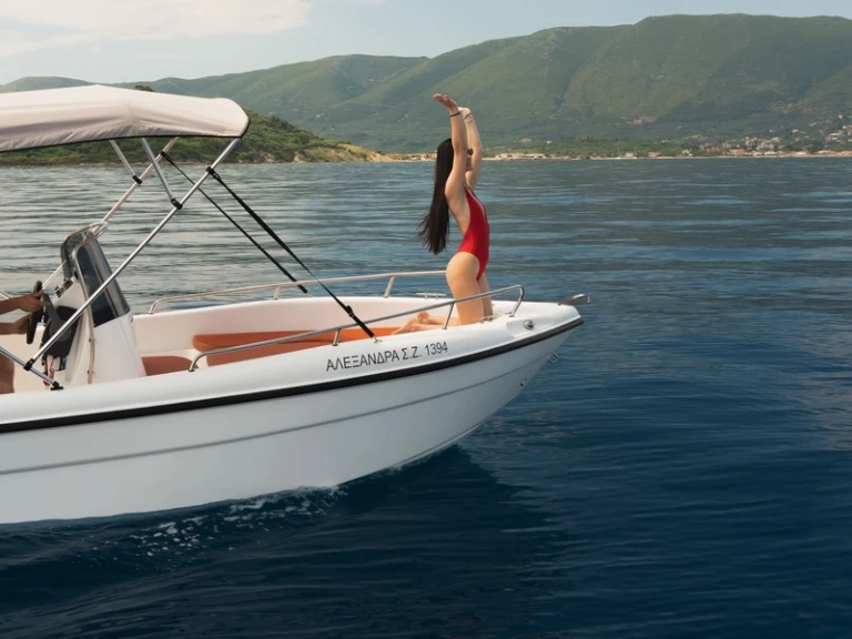 Noleggiare una Poseidon Blue Water 185 a Zante