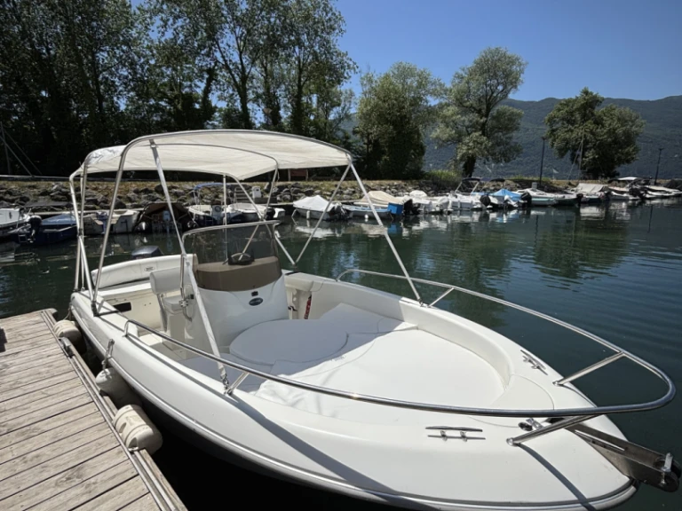 Noleggiare una Sessa Marine Key Largo 16 a Aix-les-Bains