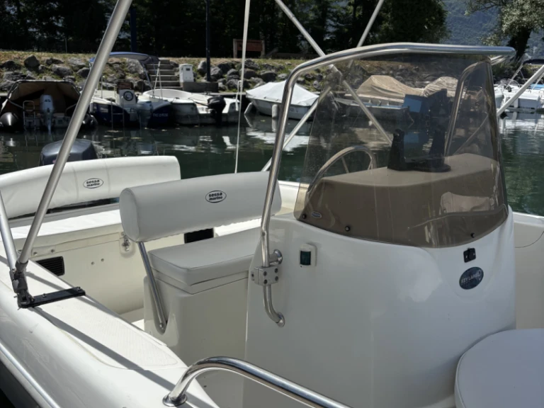 Noleggio barche Aix-les-Bains economico Key Largo 16