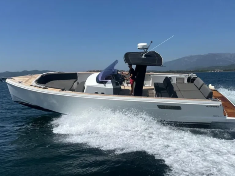 Noleggio Barca a motore Fjord con patente nautica
