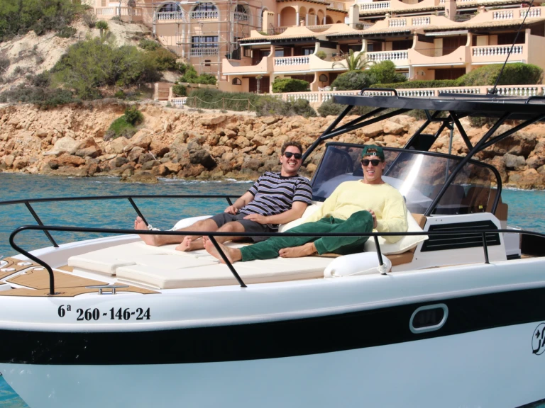 Noleggio Barca a motore Saver con patente nautica