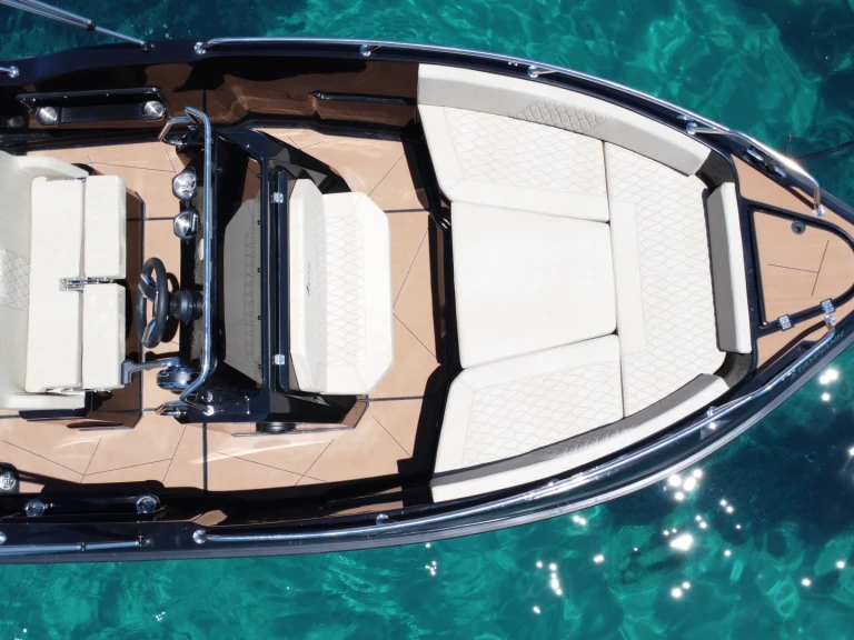 Noleggio barche Nireus Nireus Ω53 Elegance  a Mykonos (Citta) su Samboat