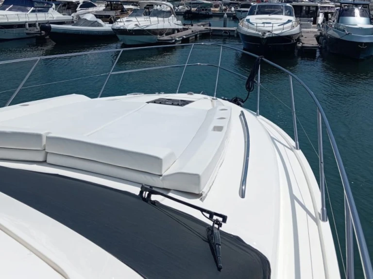 Barca a motore a noleggio a Castellammare di Stabia al miglior prezzo