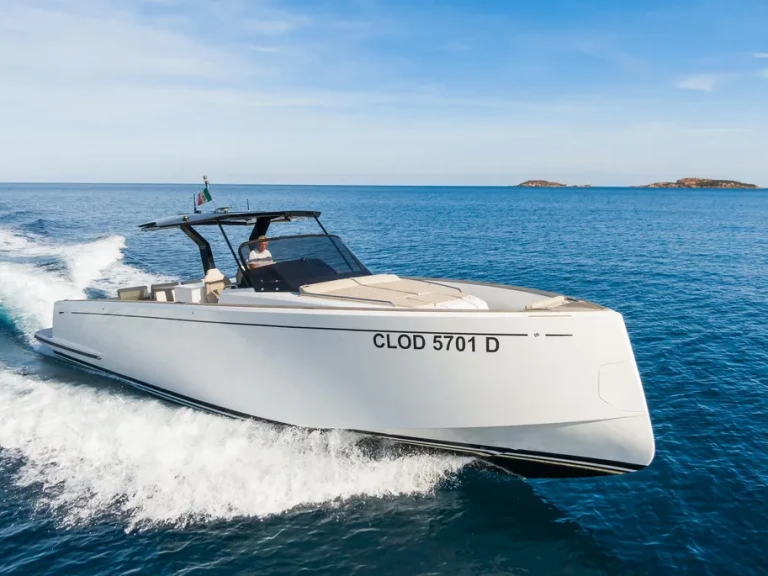 Noleggio Yacht di lusso con o senza skipper Pardo Yachts a Juan-les-Pins