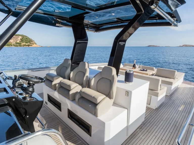 Noleggio a Juan-les-Pins – Pardo Yachts Pardo 43 su SamBoat