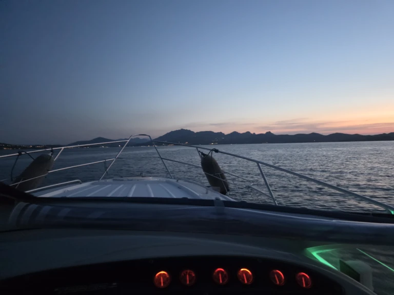 Noleggio Barca a motore a Porto Rotondo – Fairline Targa 34