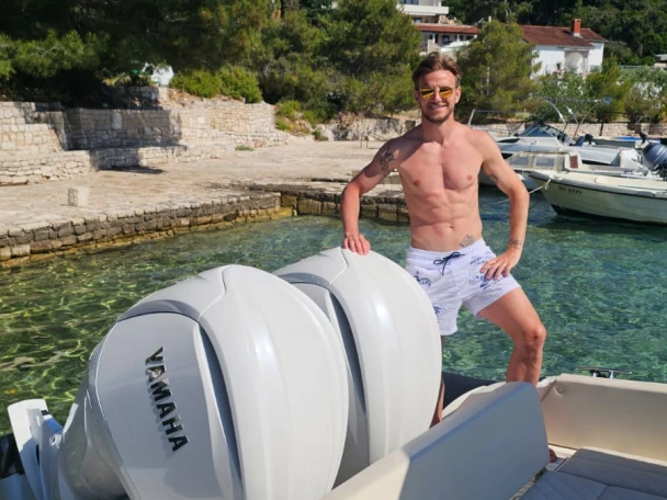 Noleggio Gommone con o senza skipper Nuova Jolly a Marina Zenta