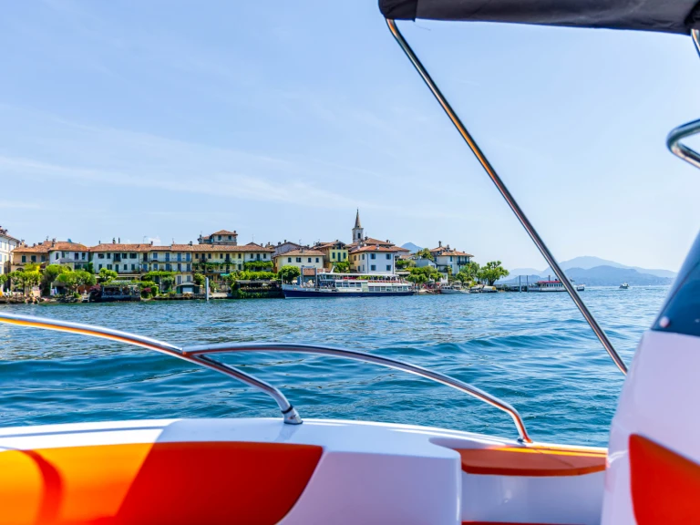 Noleggio Barca a motore Barche Sicilia  con patente nautica