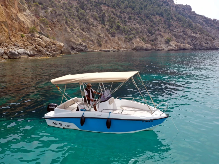 Noleggio Barca a motore Compass con patente nautica