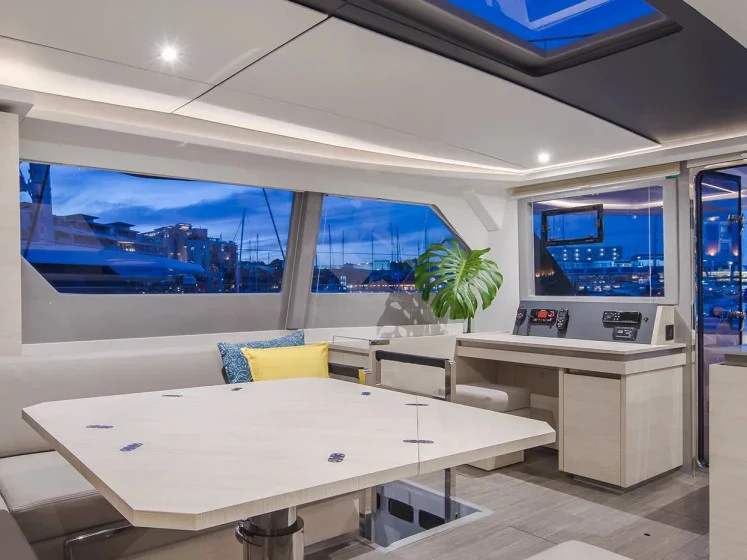 Noleggio Catamarano Leopard con patente nautica