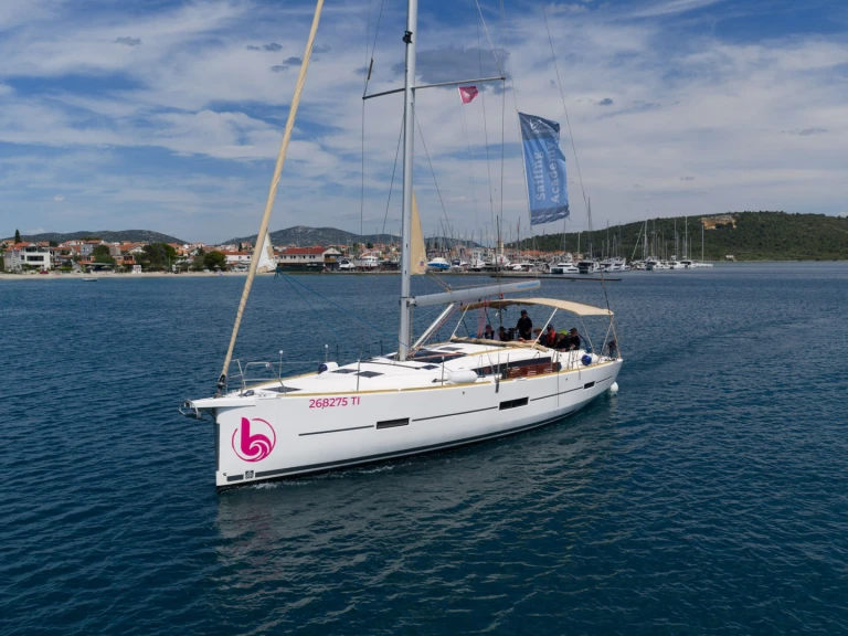 Dufour Dufour 460 Grand Large da affittare a  Pirovac