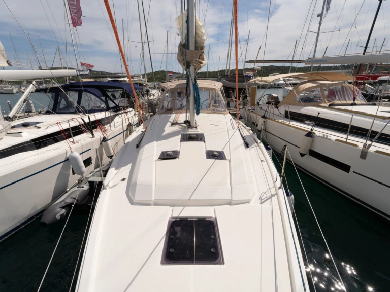 Noleggio Barca a vela a Pirovac – Bénéteau Oceanis 41.1