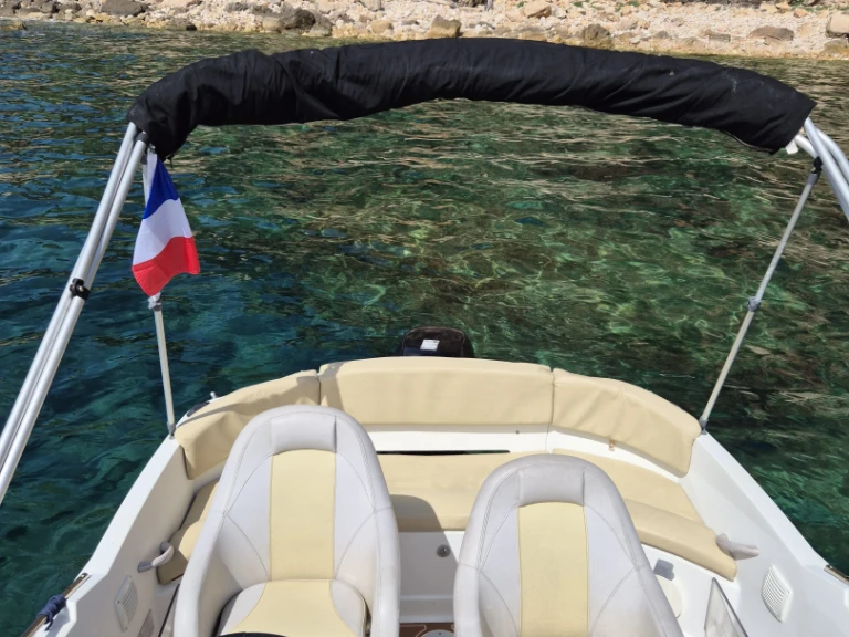 Noleggio Barca a motore con o senza skipper Bénéteau a Six-Fours-les-Plages