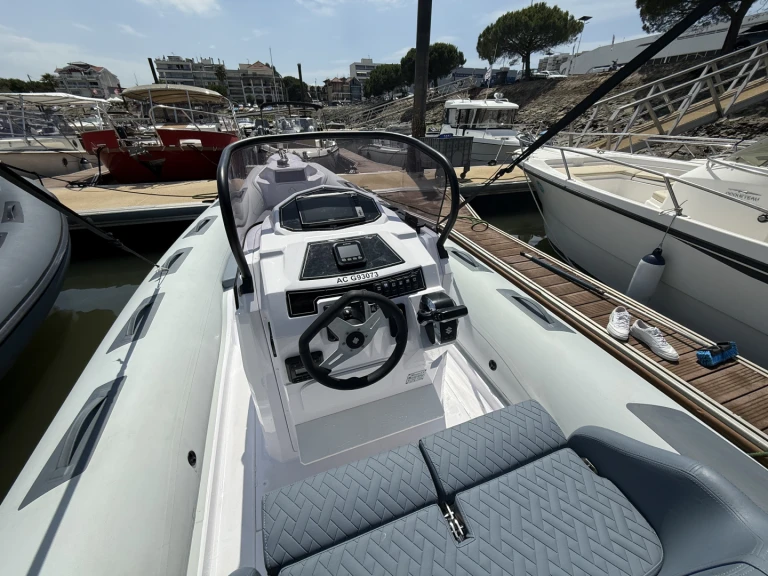 Noleggio Gommone a Arcachon – Ranieri Cayman 26 Sport Touring