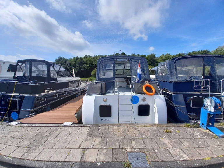 Noleggio Barca a motore De Drait con patente nautica
