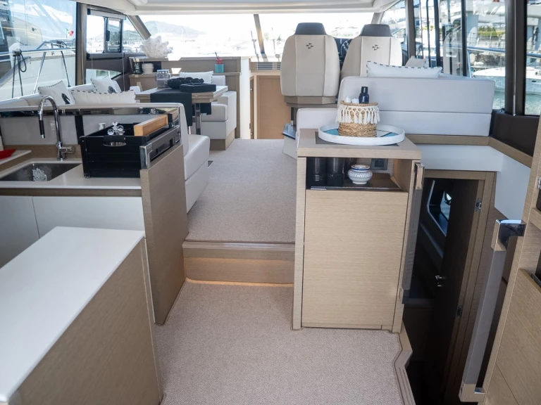 Noleggiare una Prestige Prestige 520 S a Pozzuoli