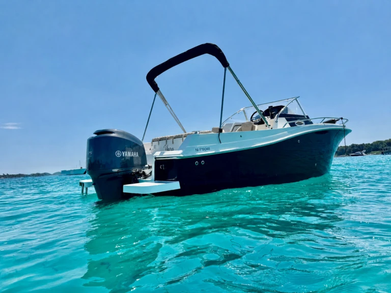 Noleggio Barca a motore a Mandelieu-la-Napoule – Pacific Craft Pacific Craft 730 SC