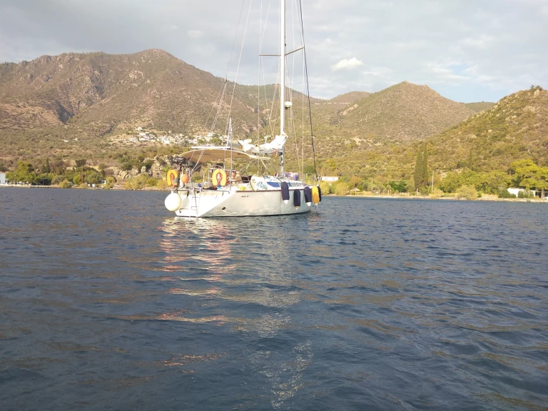Noleggio Barca a vela a Atene – Dromor Apollo 12