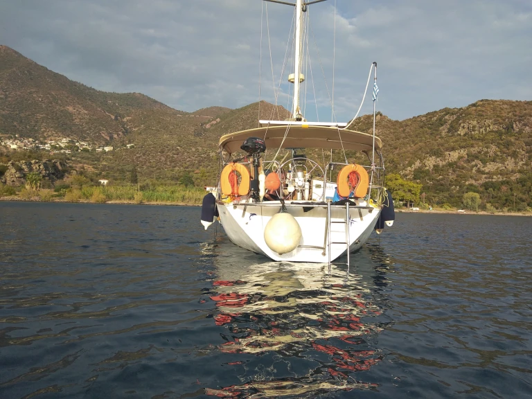Noleggio barche Dromor Apollo 12 a Atene su Samboat