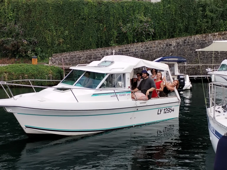 Noleggio Barca a motore con o senza skipper Jeanneau a Meillerie