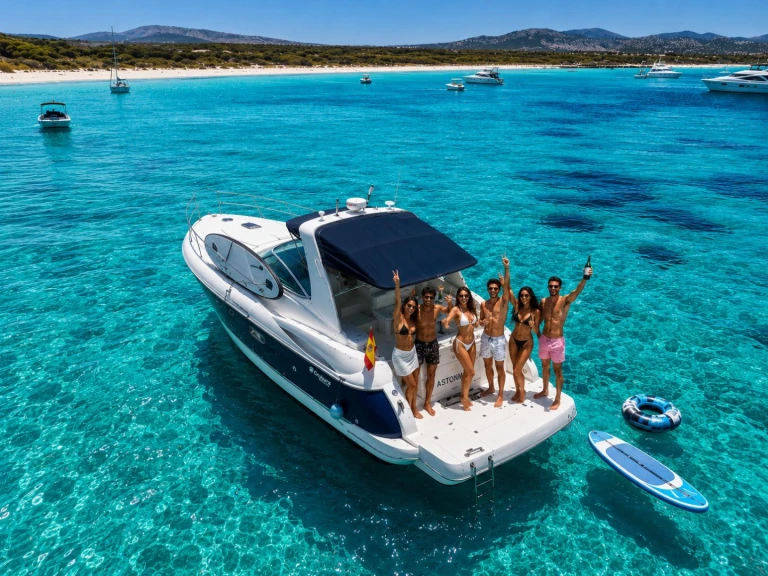 Noleggio Barca a motore a Ibiza Town – Cruisers cruiser jacht 370