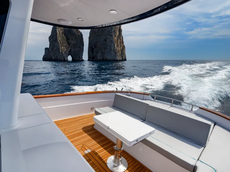 Noleggio a Antibes – Gozzo Gozzo35 su SamBoat