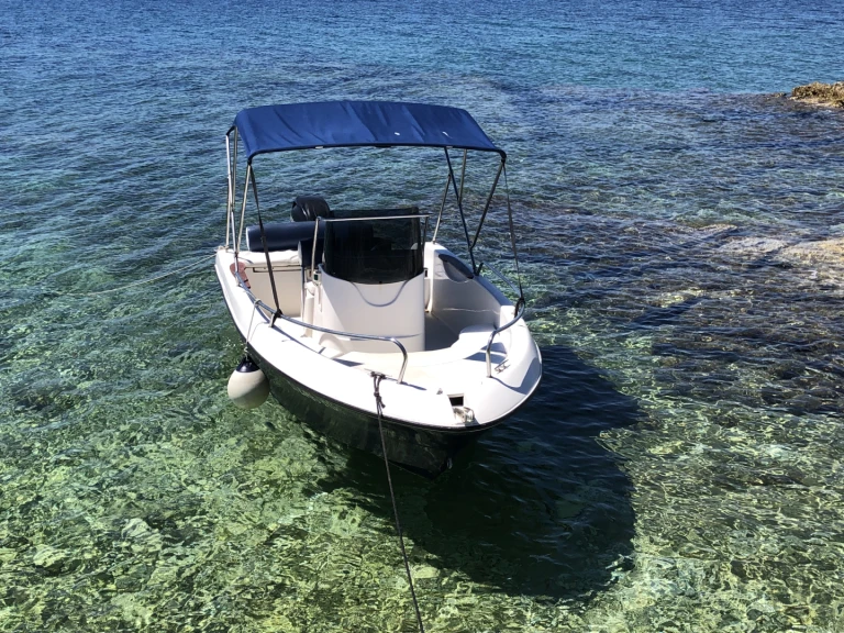 Noleggio Barca a motore a Medulin – Fisher Fisher 17