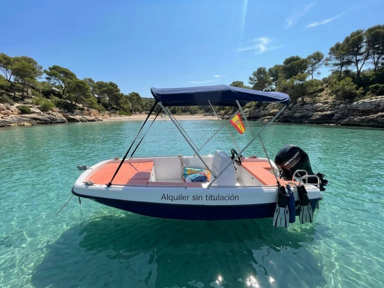 Bond Yachts 13 da affittare a  Club Nàutic Cambrils