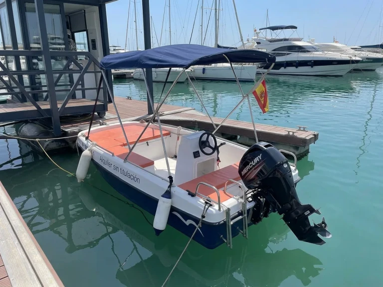 Noleggiare una Bond Yachts 13 a Club Nàutic Cambrils