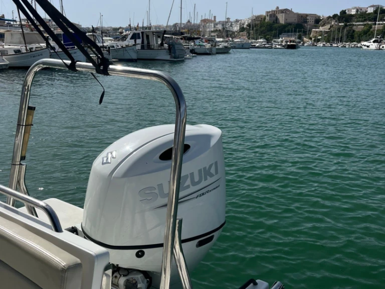 Noleggio Barca a motore a Marina deportiva de Menorca – Bénéteau Flyer 7 SUNdeck
