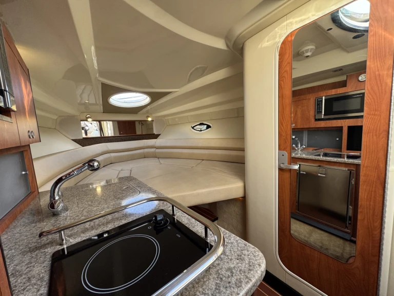 Noleggio barche Nizza economico 295 sportcruiser