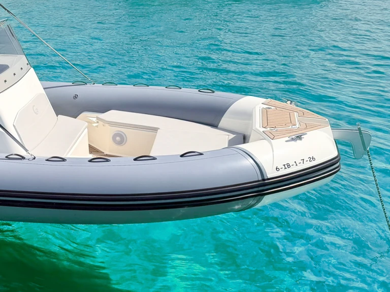 Noleggio barche Capelli Tempest 800 a Sant Antoni de Portmany su Samboat