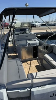Noleggio Gommone Joker Boat con patente nautica