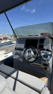Noleggiare una Joker Boat Clubman 30 a Hyères