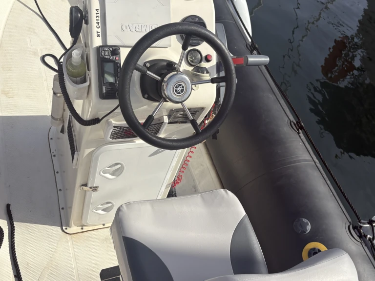 Noleggio Gommone Zodiac con patente nautica