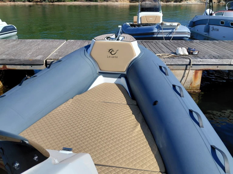 Noleggio Gommone con o senza skipper Levante a Olbia