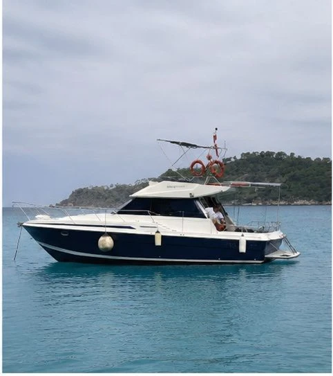 Barca a motore a noleggio a Fethiye al miglior prezzo