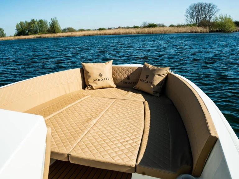 Noleggio Barca a motore boats poland con patente nautica