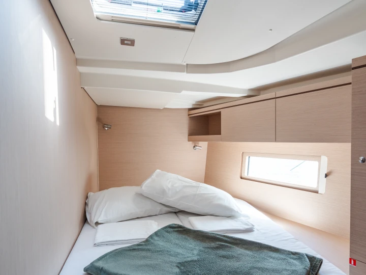 Bénéteau Oceanis 51.1 da affittare a  Castellammare del Golfo