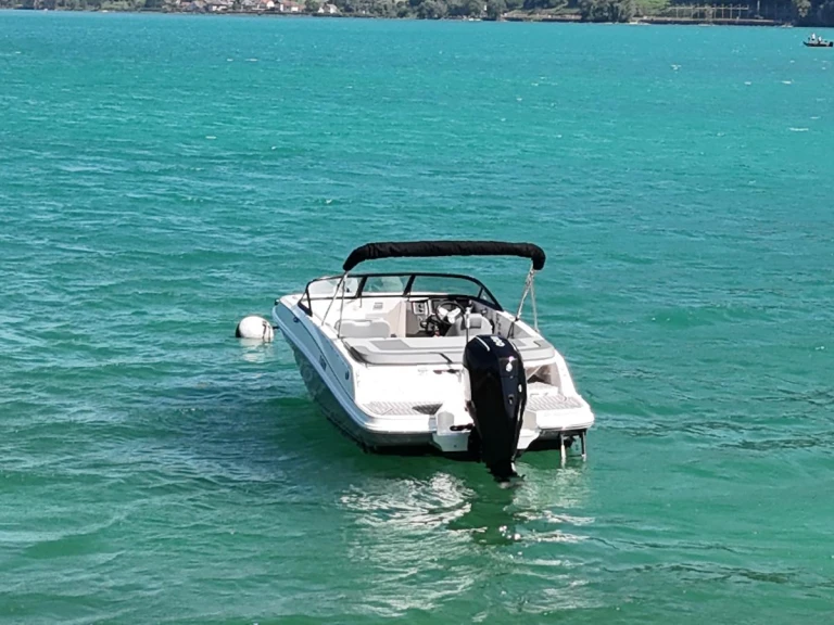 Noleggio Barca a motore a Brison-Saint-Innocent – Bayliner VR5 OE