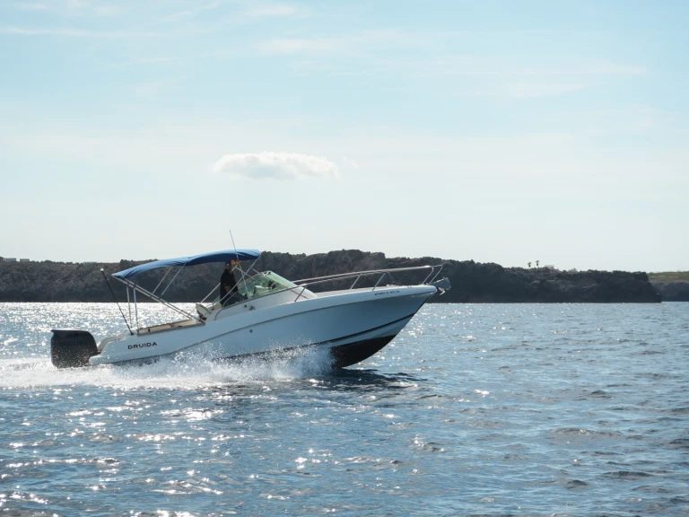 Noleggio Barca a motore a Port d'Addaia (Citta) – Jeanneau Cap Camarat 7.5 WA